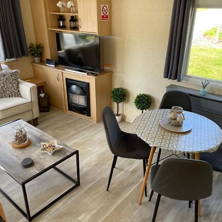 Percy Wood Lodge With Hot Tub Near Alnwick Swarland Zewnętrze zdjęcie